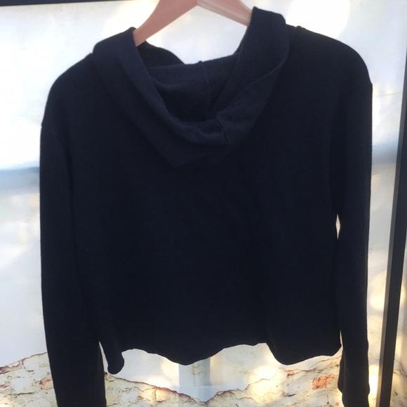 ⬇️ 2 Marked Listings for $25 - Classic Black Raw Hemmed Pullover Hoodie - Picture 4 of 5